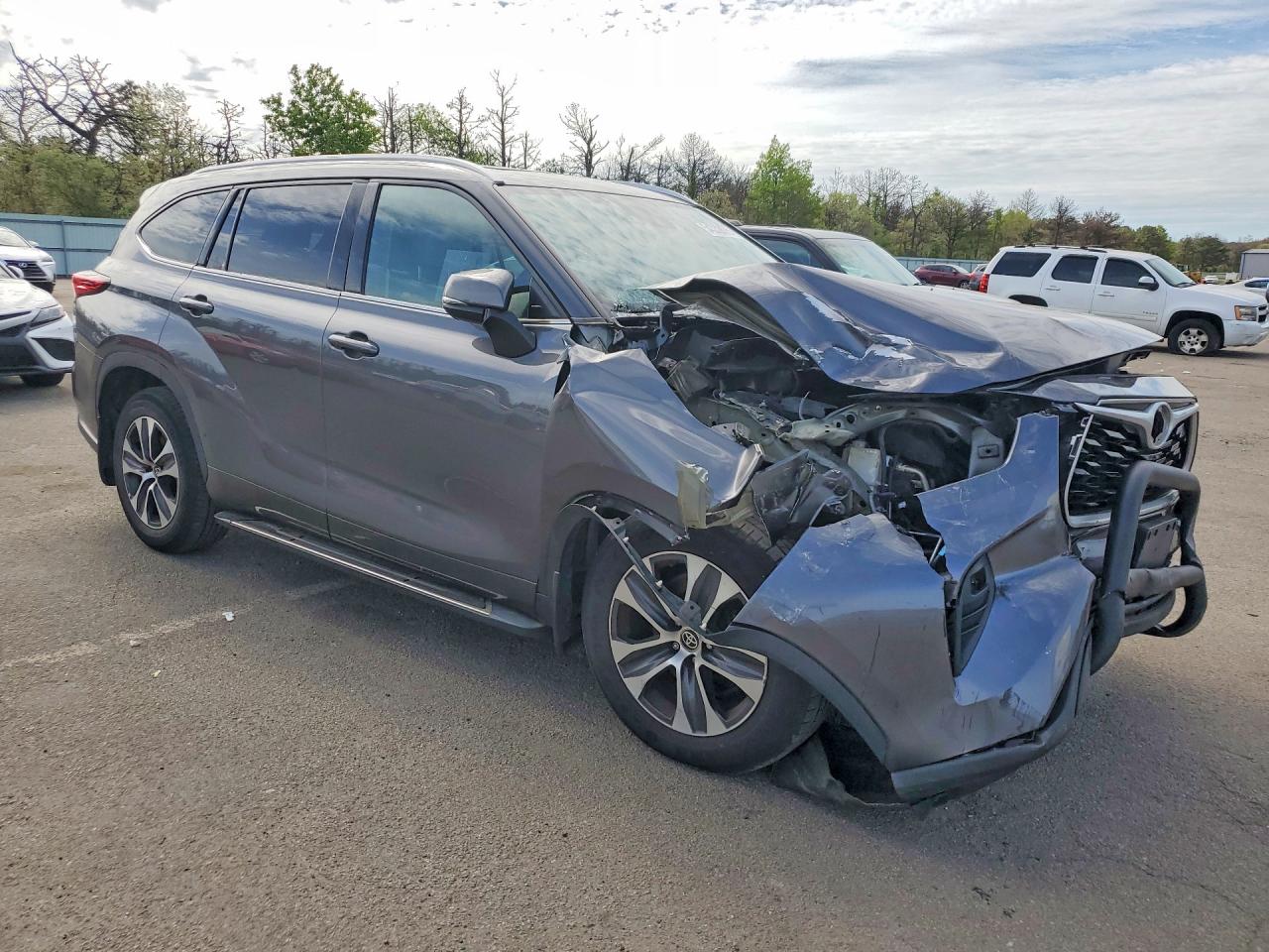 2022 TOYOTA HIGHLANDER