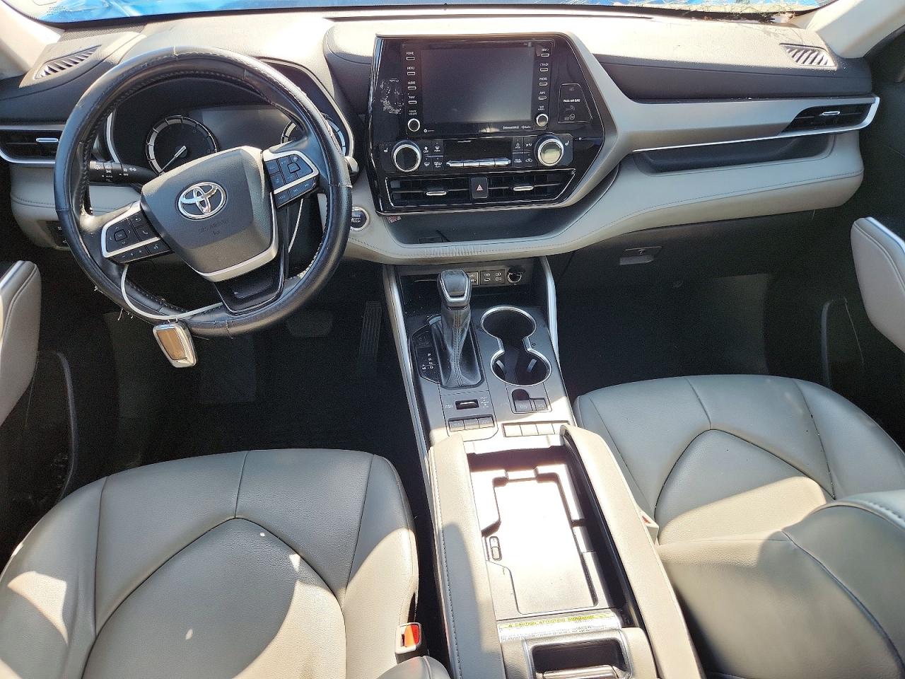 2022 TOYOTA HIGHLANDER