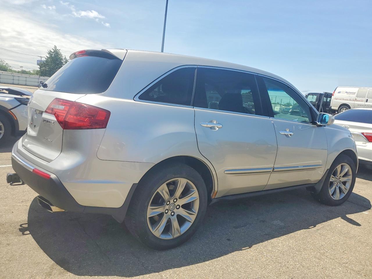 2011 ACURA MDX