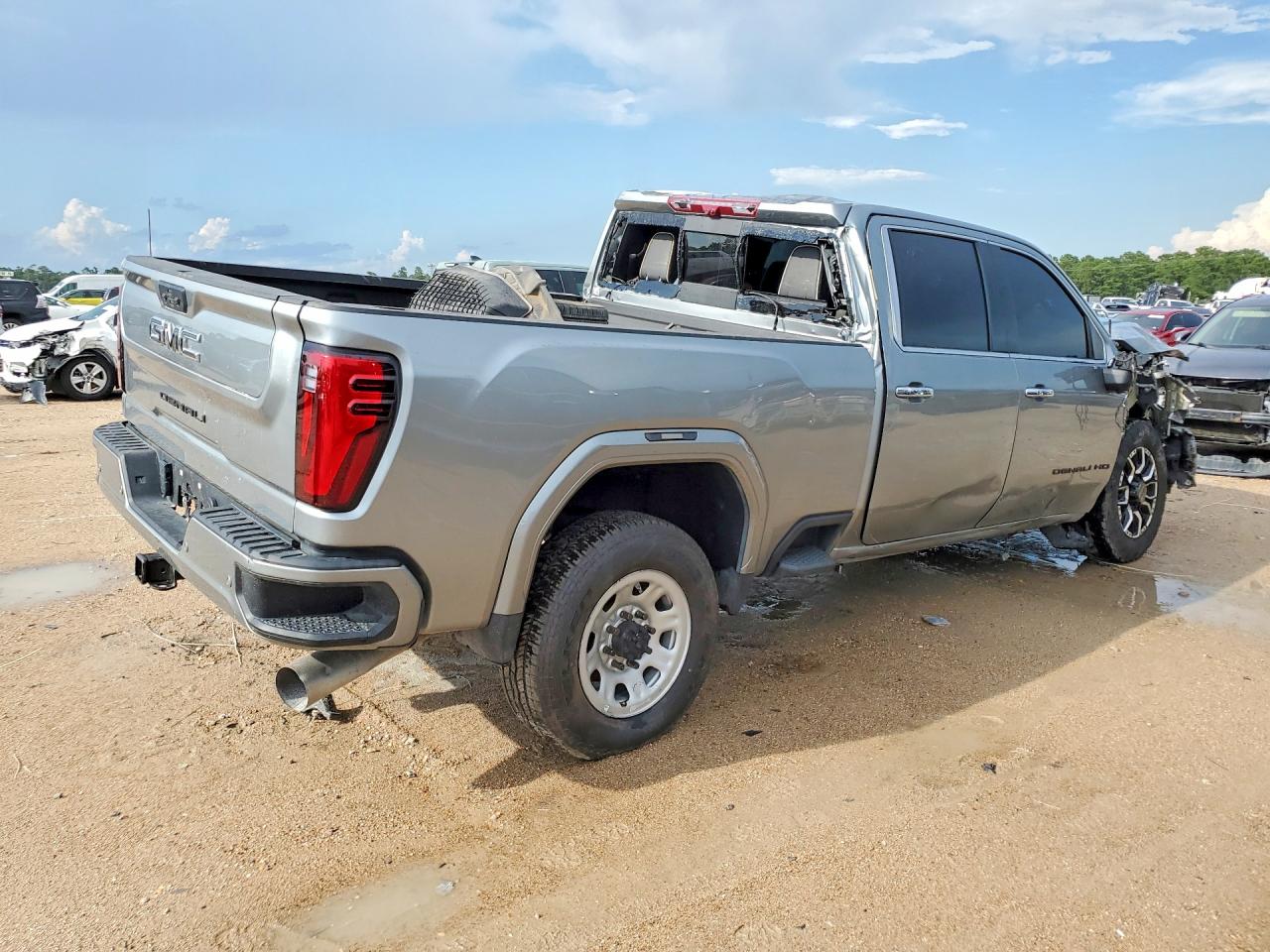 2024 GMC SIERRA 250