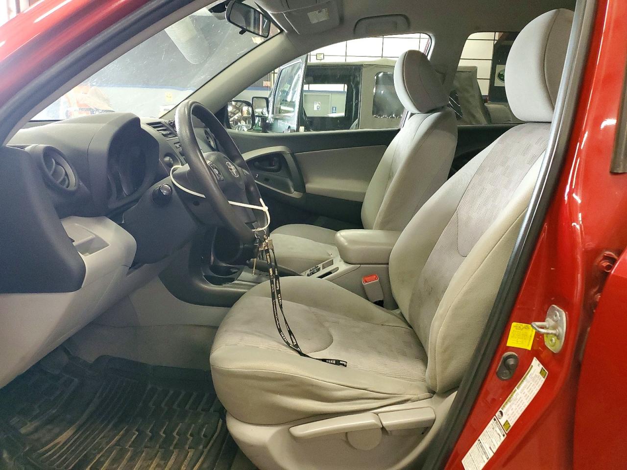 2012 TOYOTA RAV4 BASE