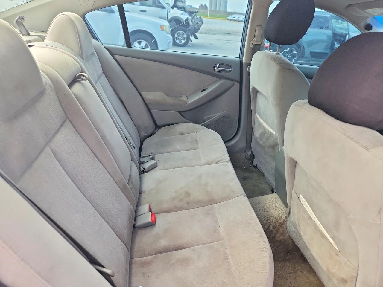 2012 NISSAN ALTIMA