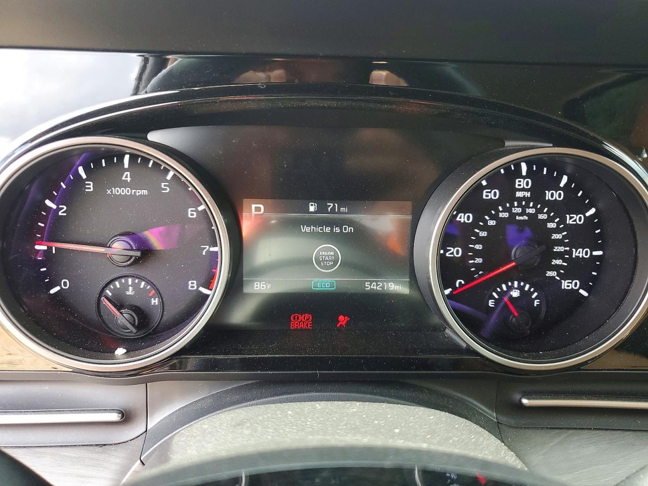2024 KIA CARNIVAL E