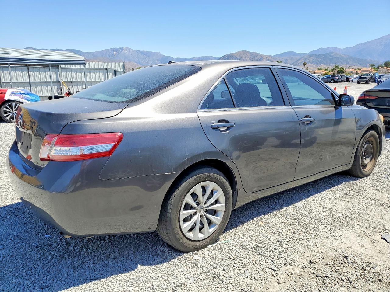 2011 TOYOTA CAMRY