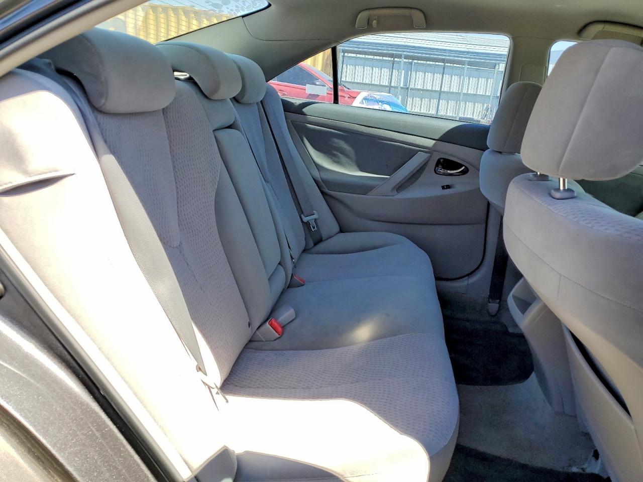 2011 TOYOTA CAMRY