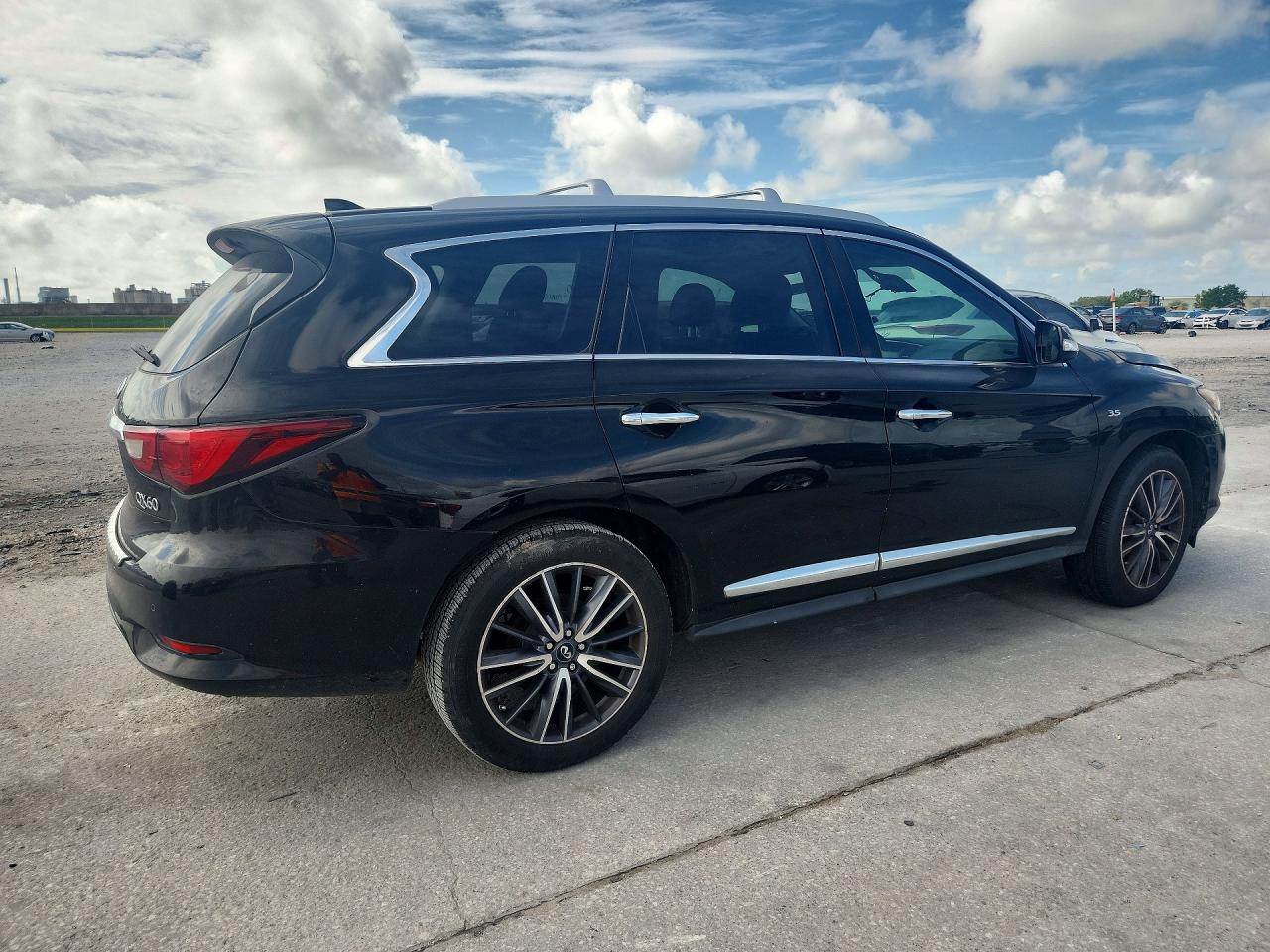 2017 INFINITI QX60
