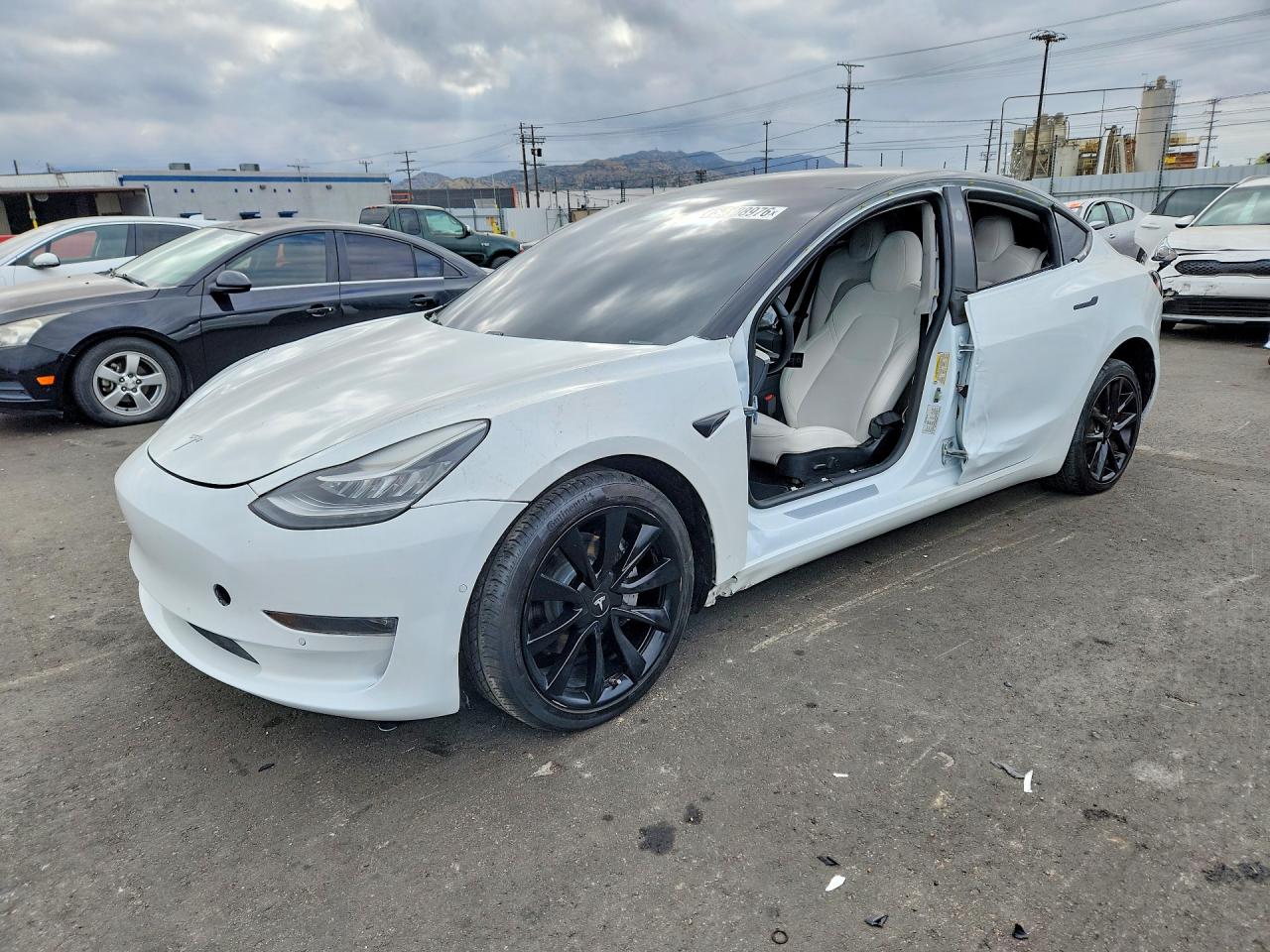 2019 TESLA MODEL 3