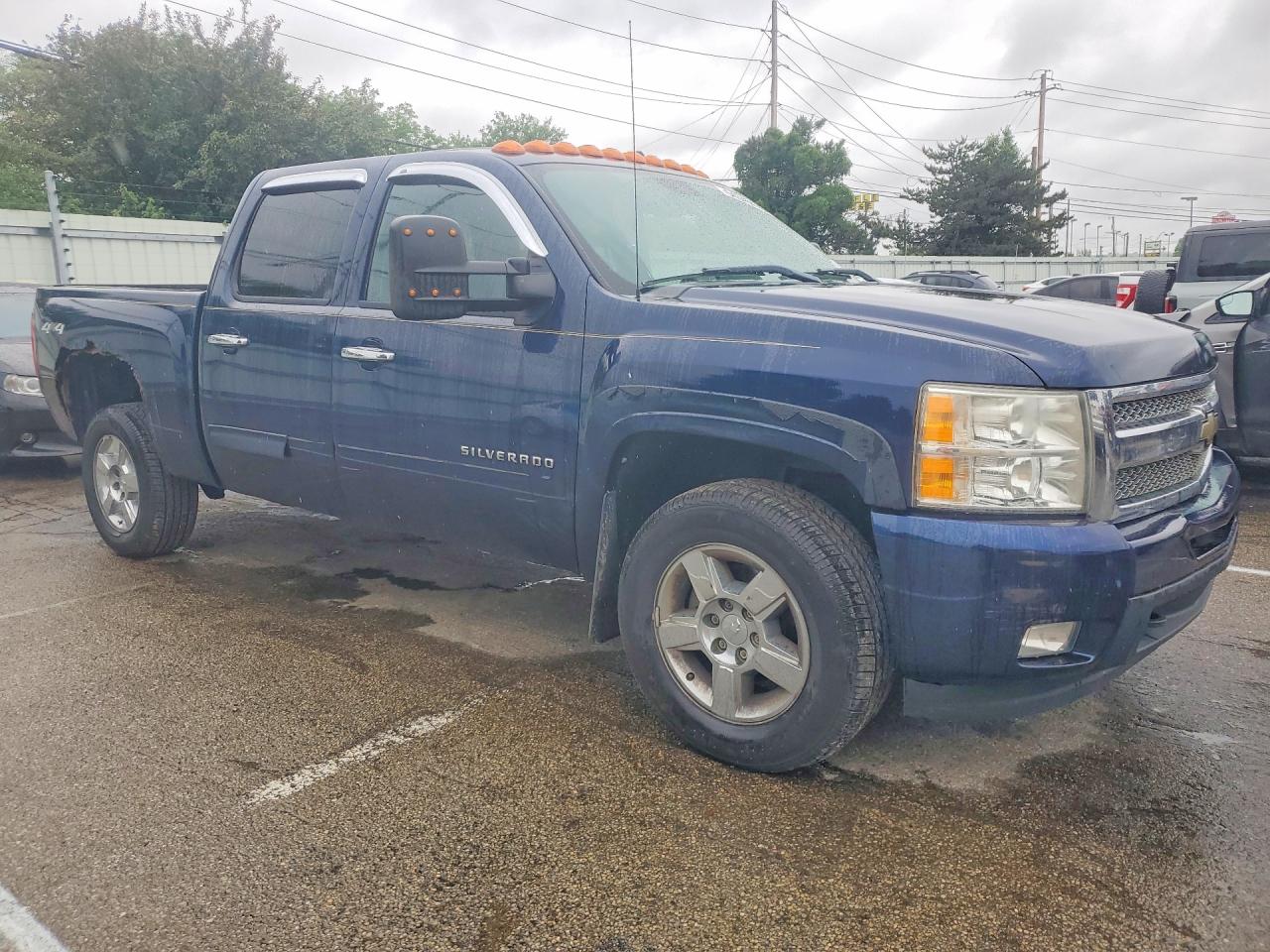 2011 CHEVROLET SILVERADO