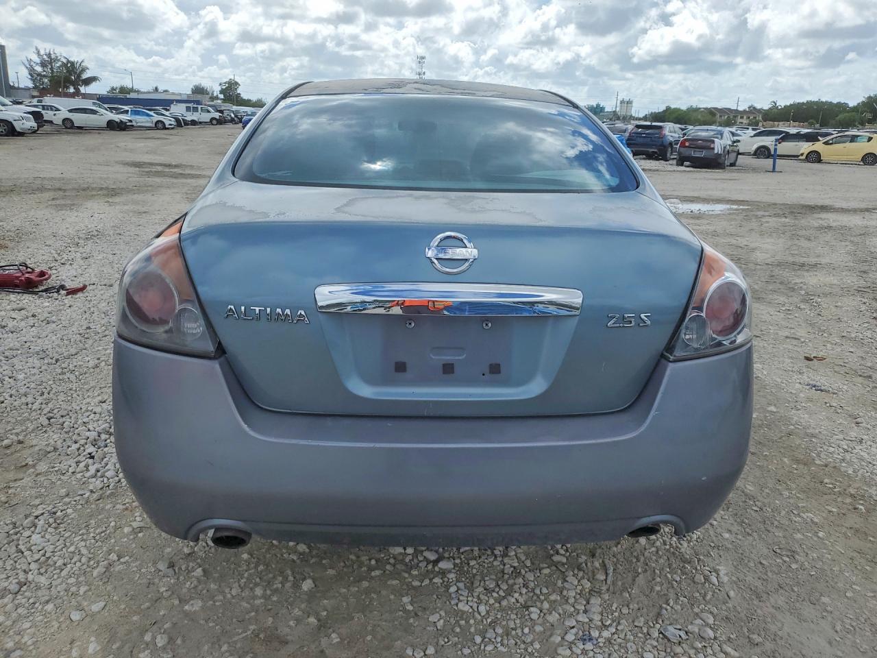 2010 NISSAN ALTIMA
