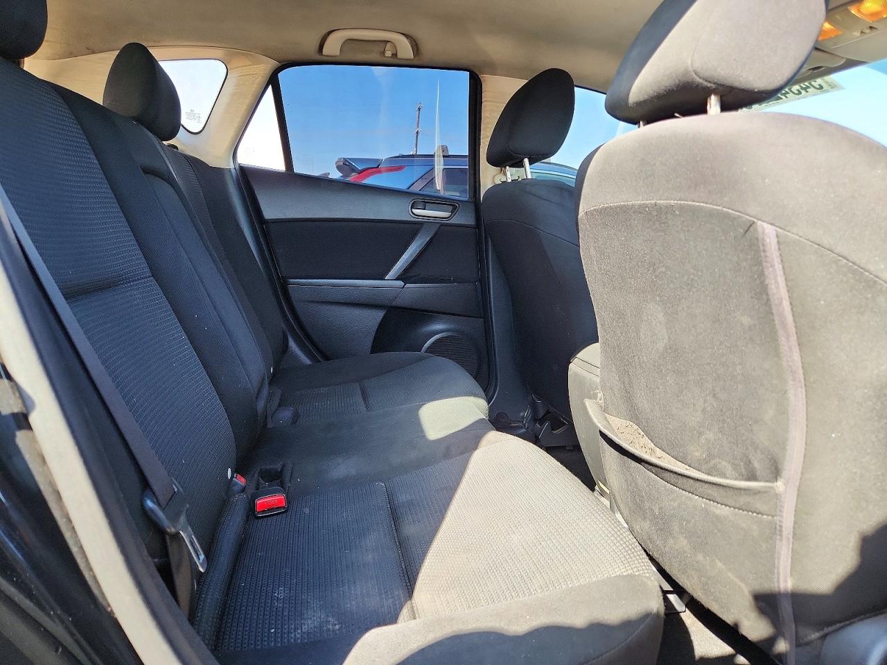 2012 MAZDA 3