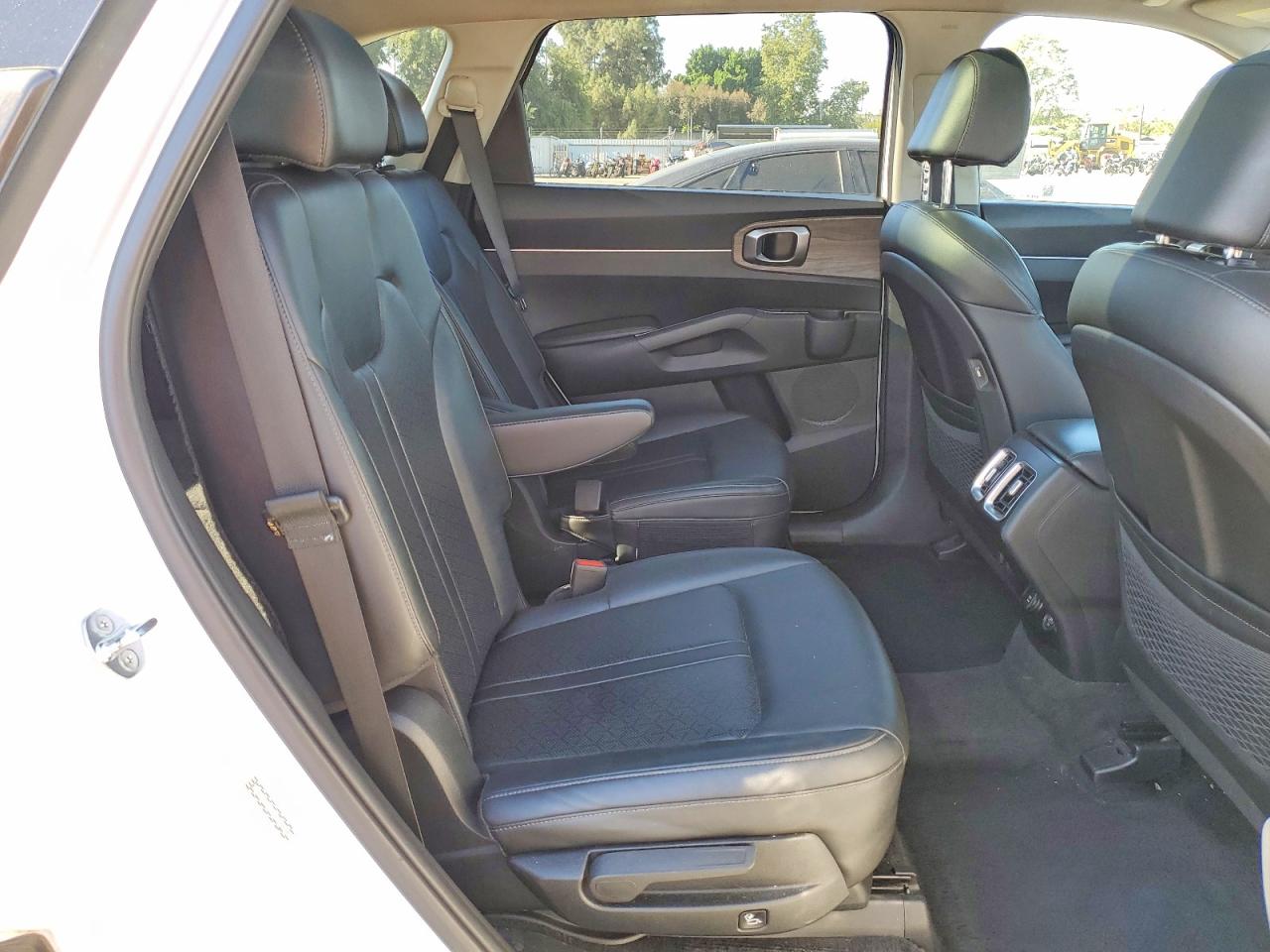 2023 KIA SORENTO