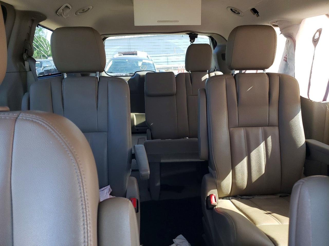 2016 CHRYSLER MINIVAN