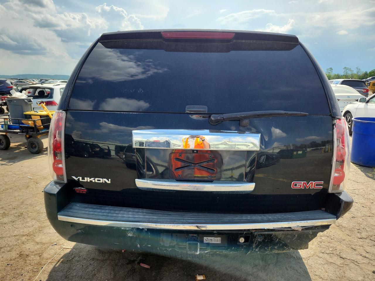 2010 GMC YUKON