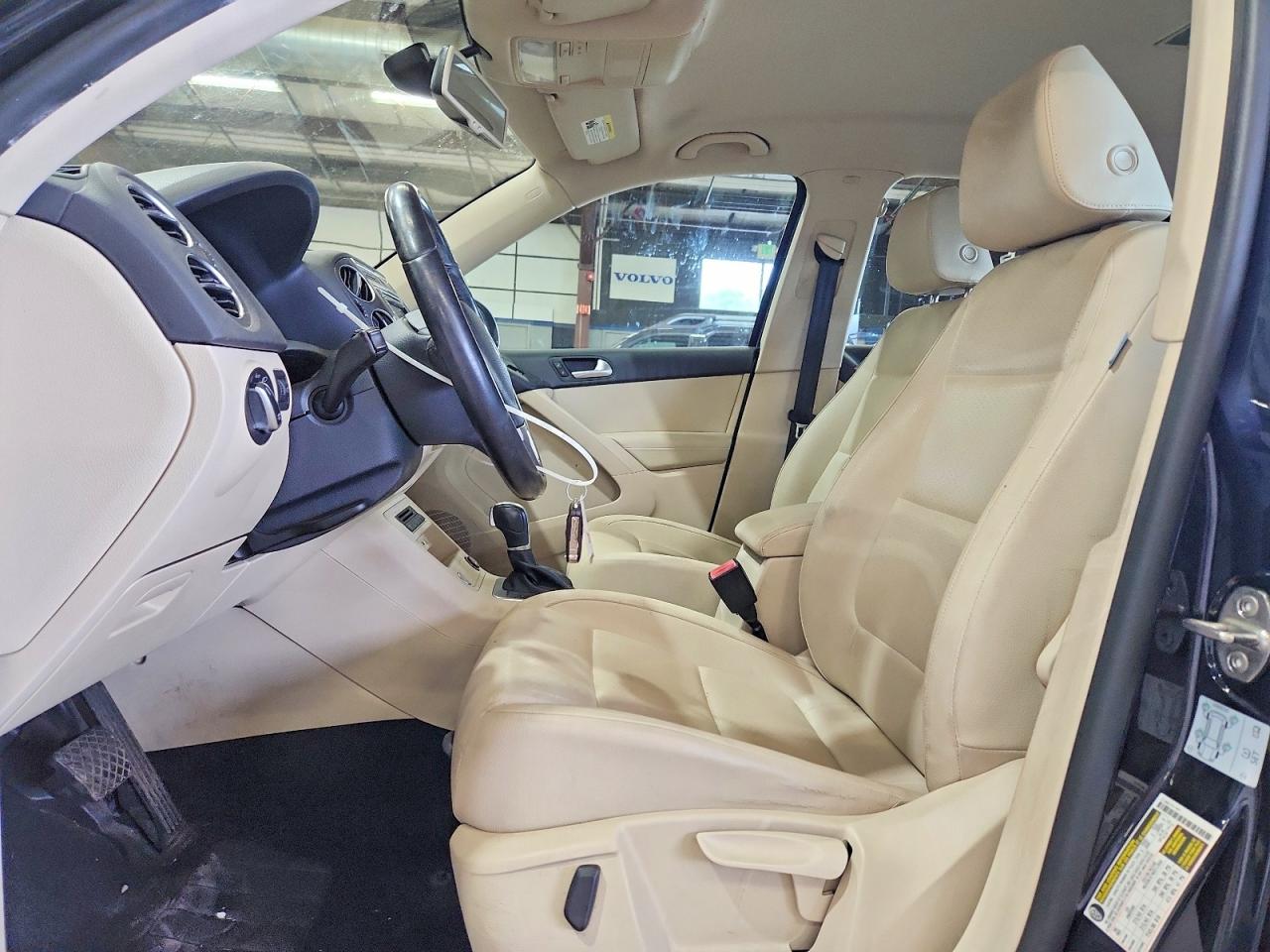 2017 VOLKSWAGEN TIGUAN