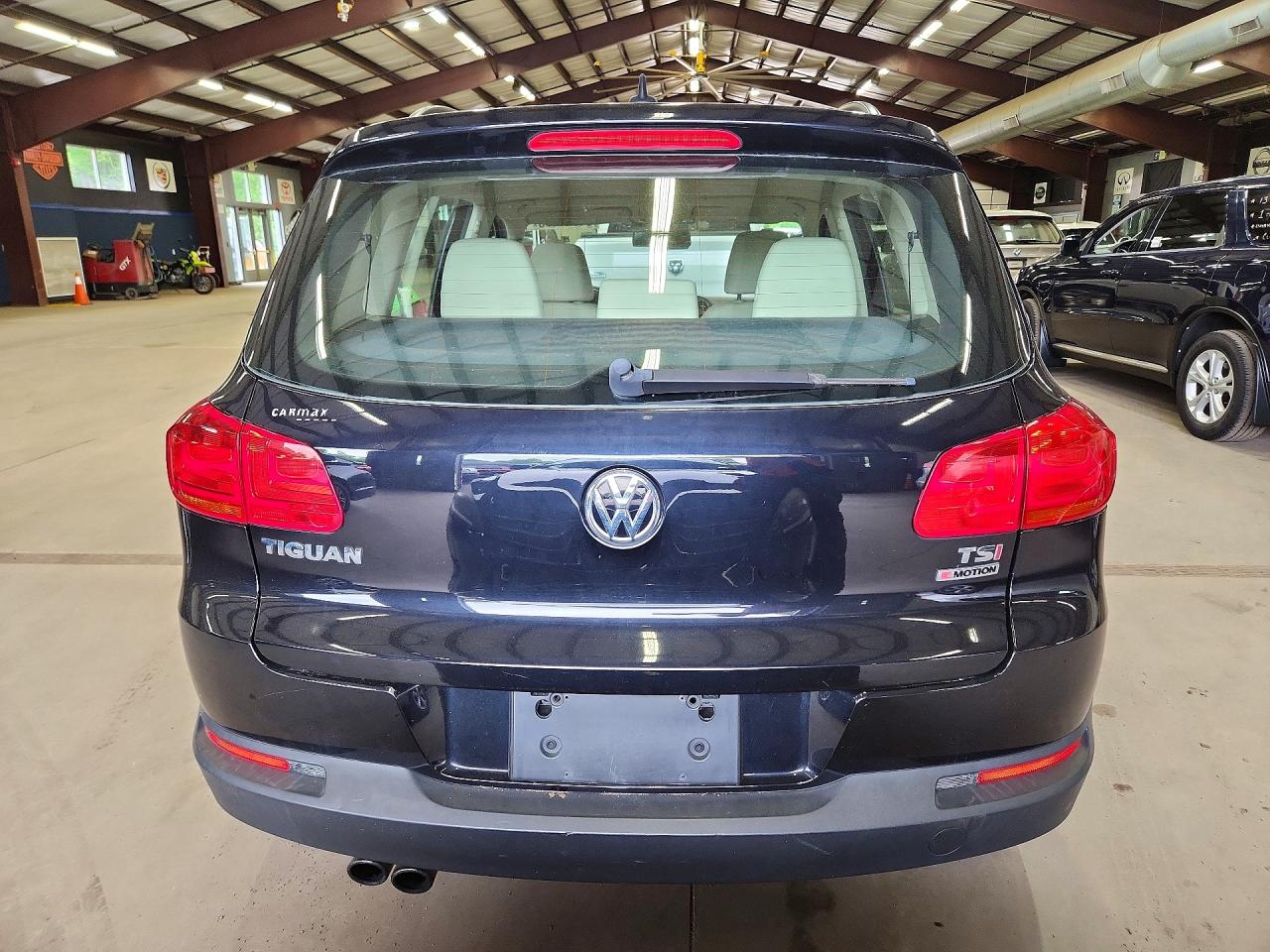 2017 VOLKSWAGEN TIGUAN
