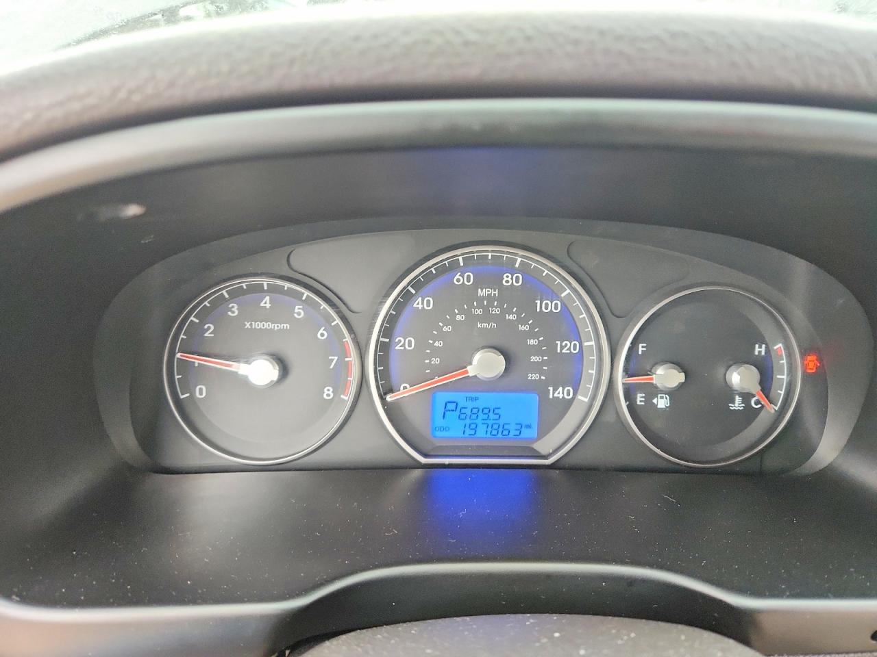 2010 HYUNDAI SANTA FE