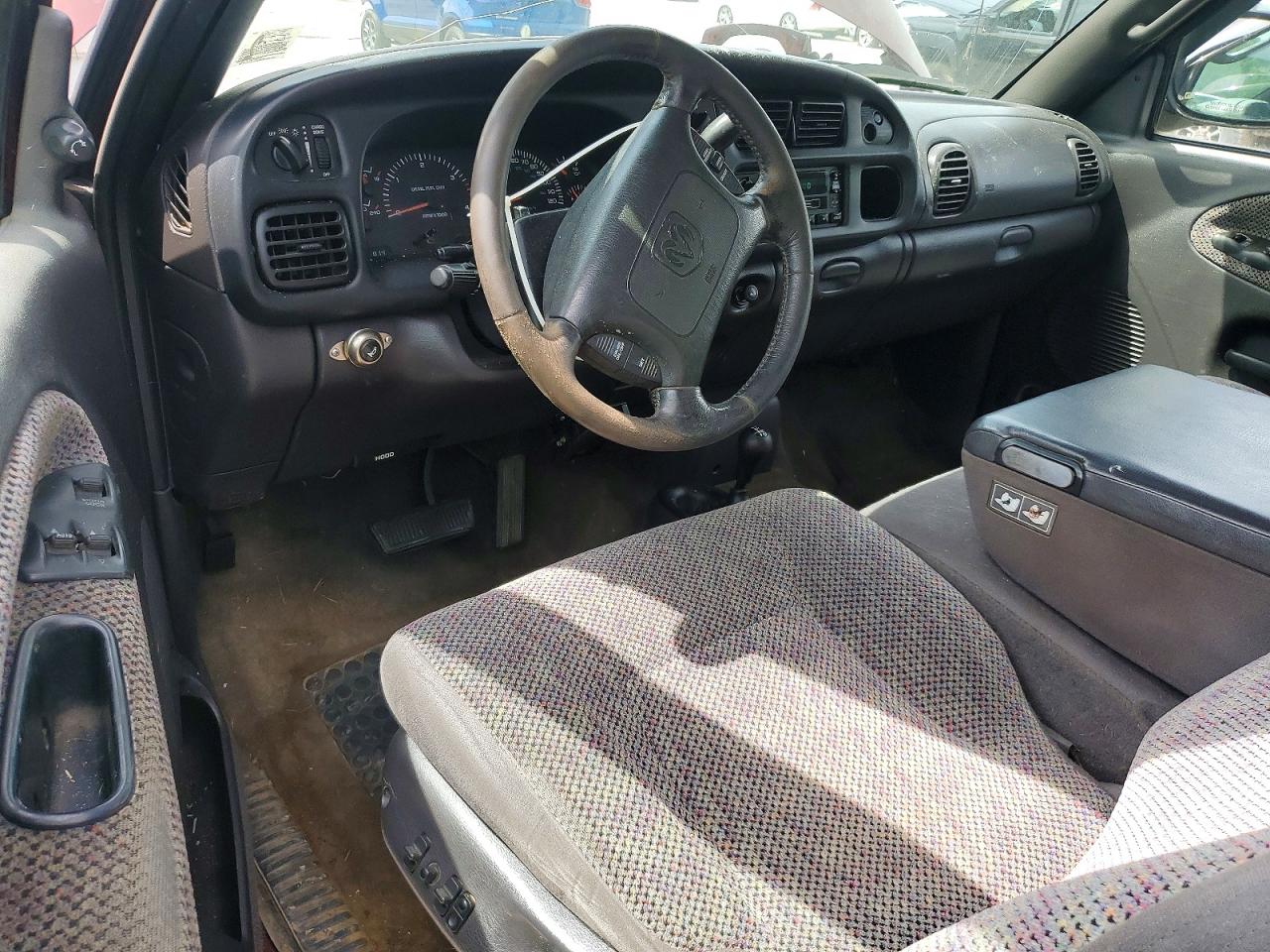 2001 DODGE RAM 2500