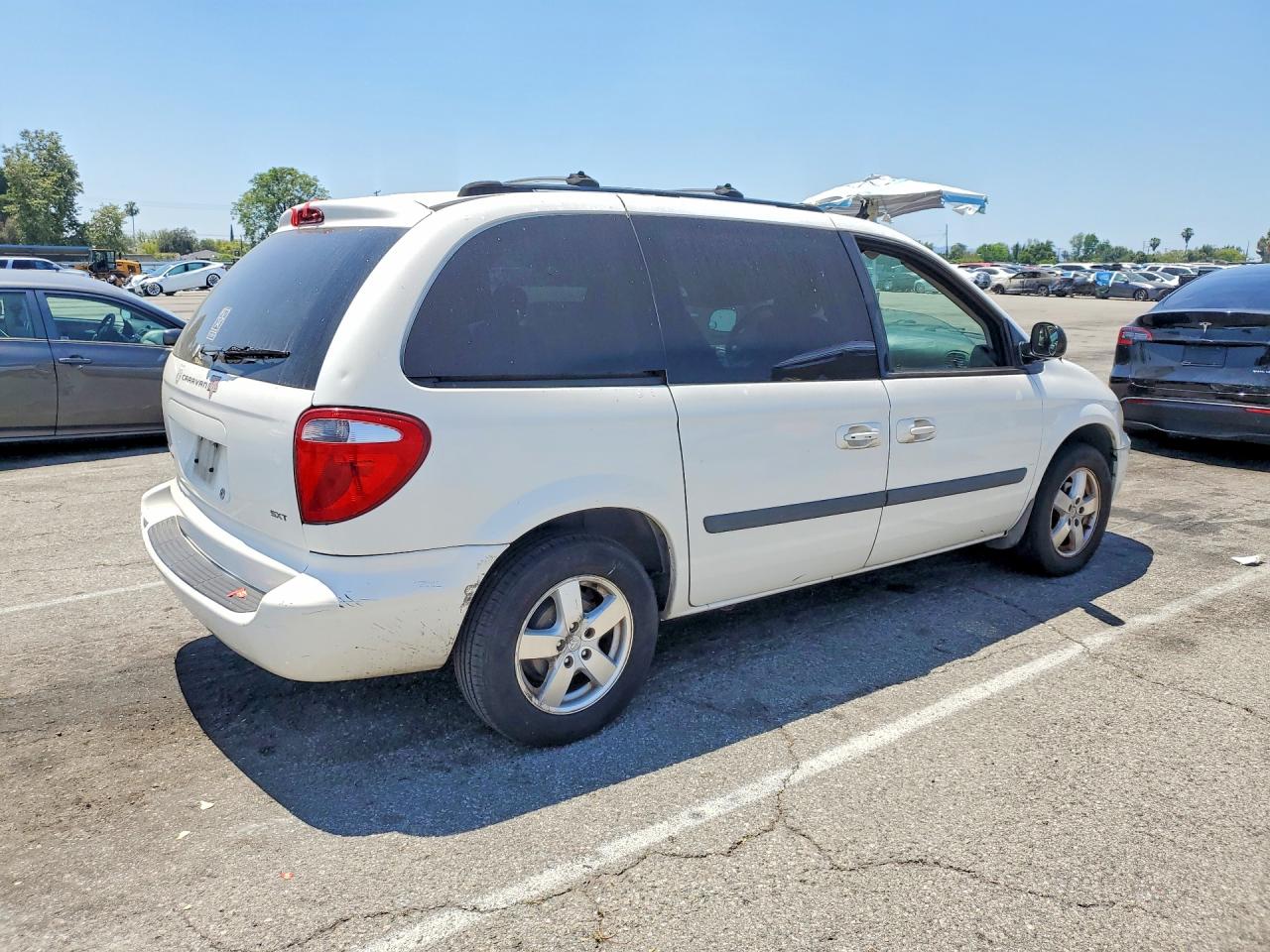 2005 DODGE CARAVAN