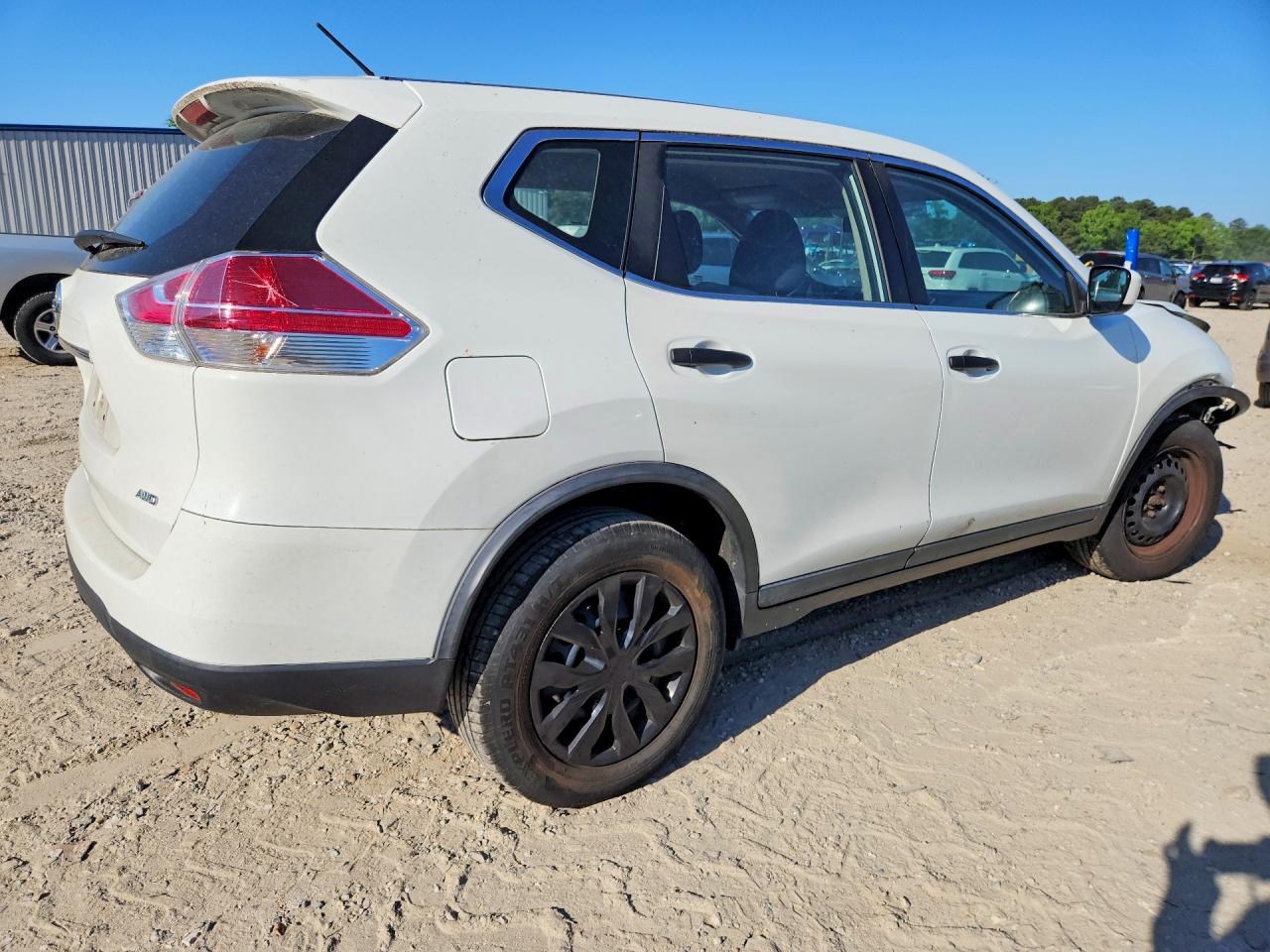 2016 NISSAN ROGUE