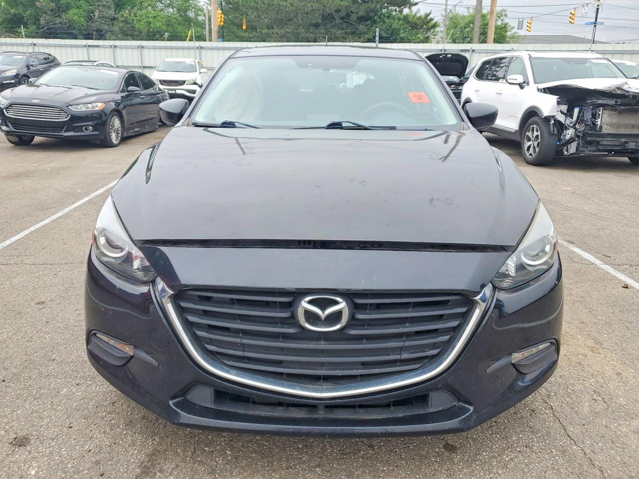 2017 MAZDA 3