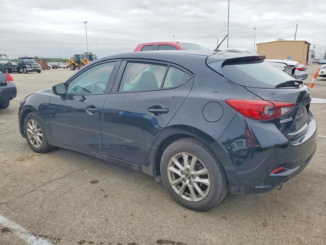 2017 MAZDA 3