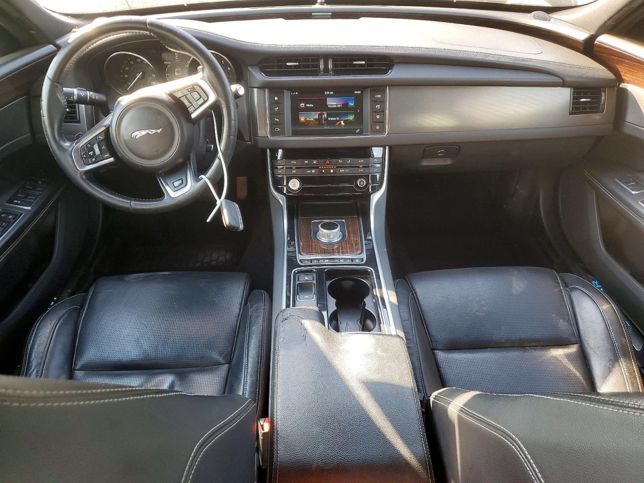 2016 JAGUAR XF