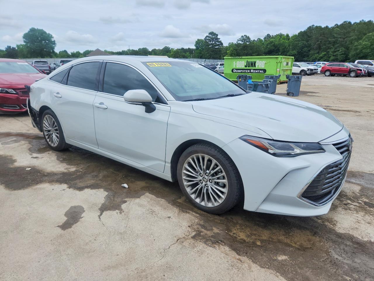 2022 TOYOTA AVALON