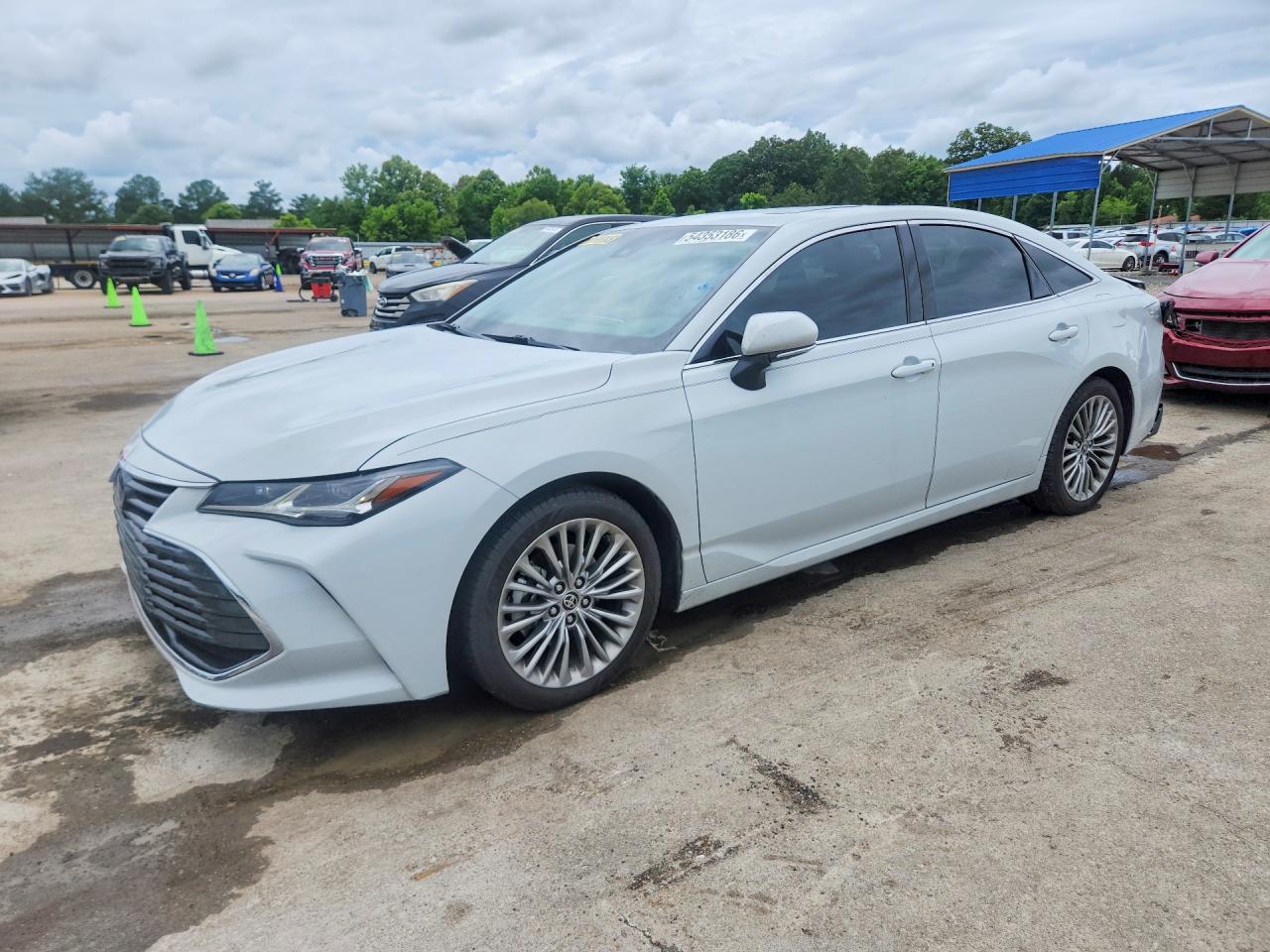2022 TOYOTA AVALON