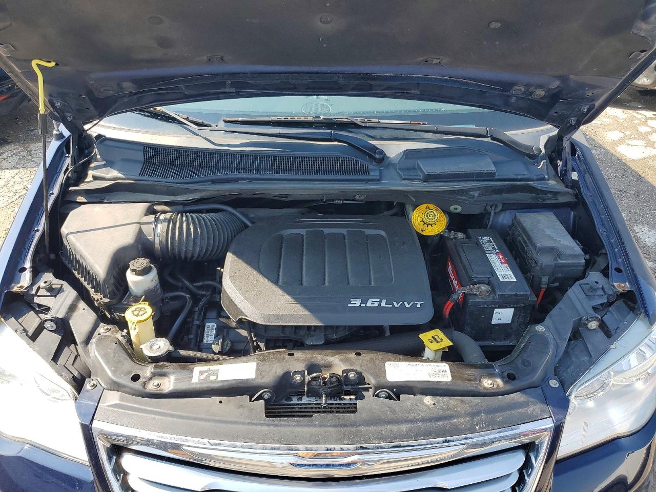 2016 CHRYSLER MINIVAN