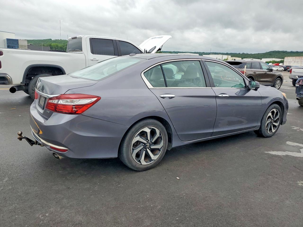 2016 HONDA ACCORD