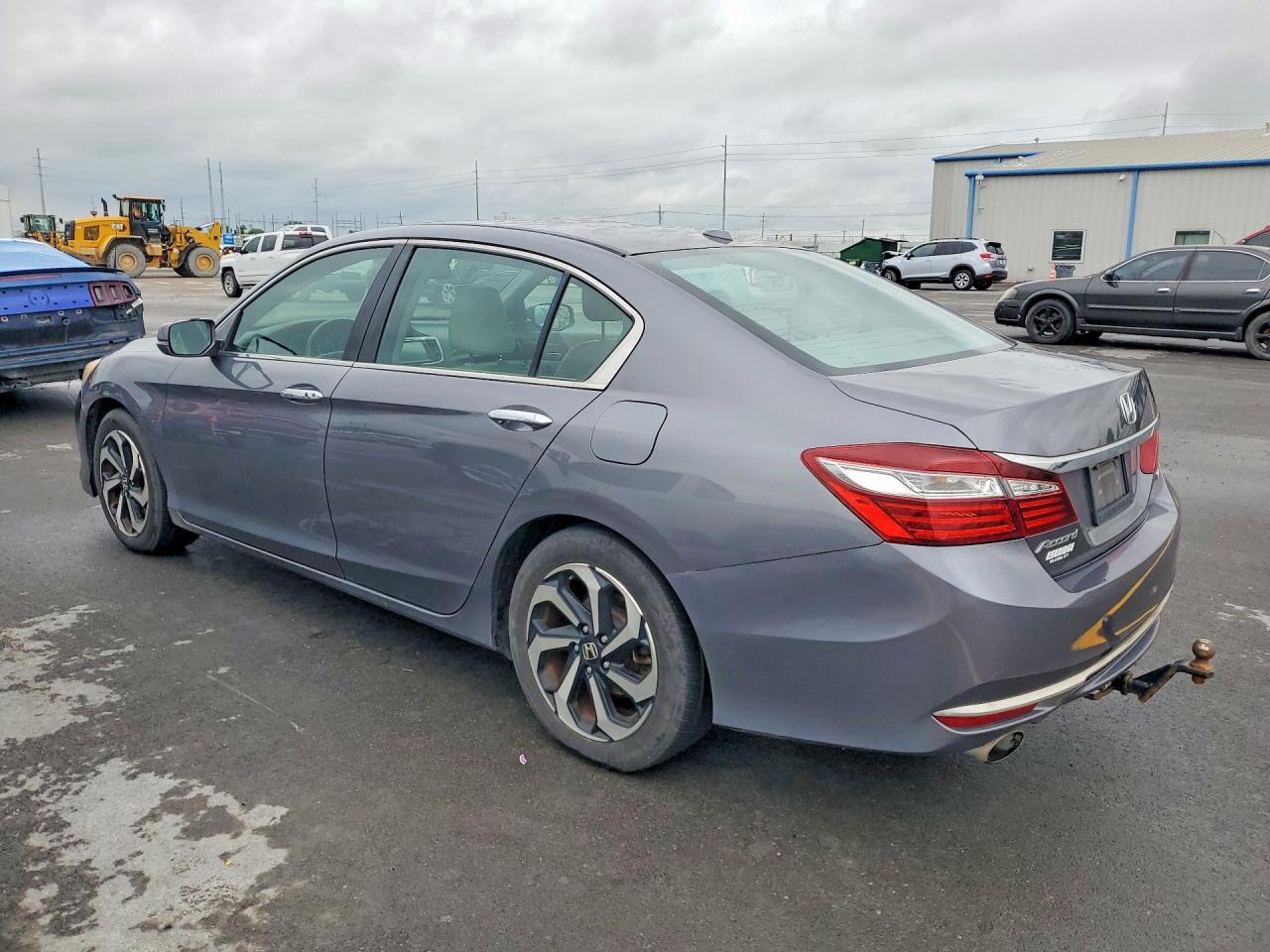 2016 HONDA ACCORD