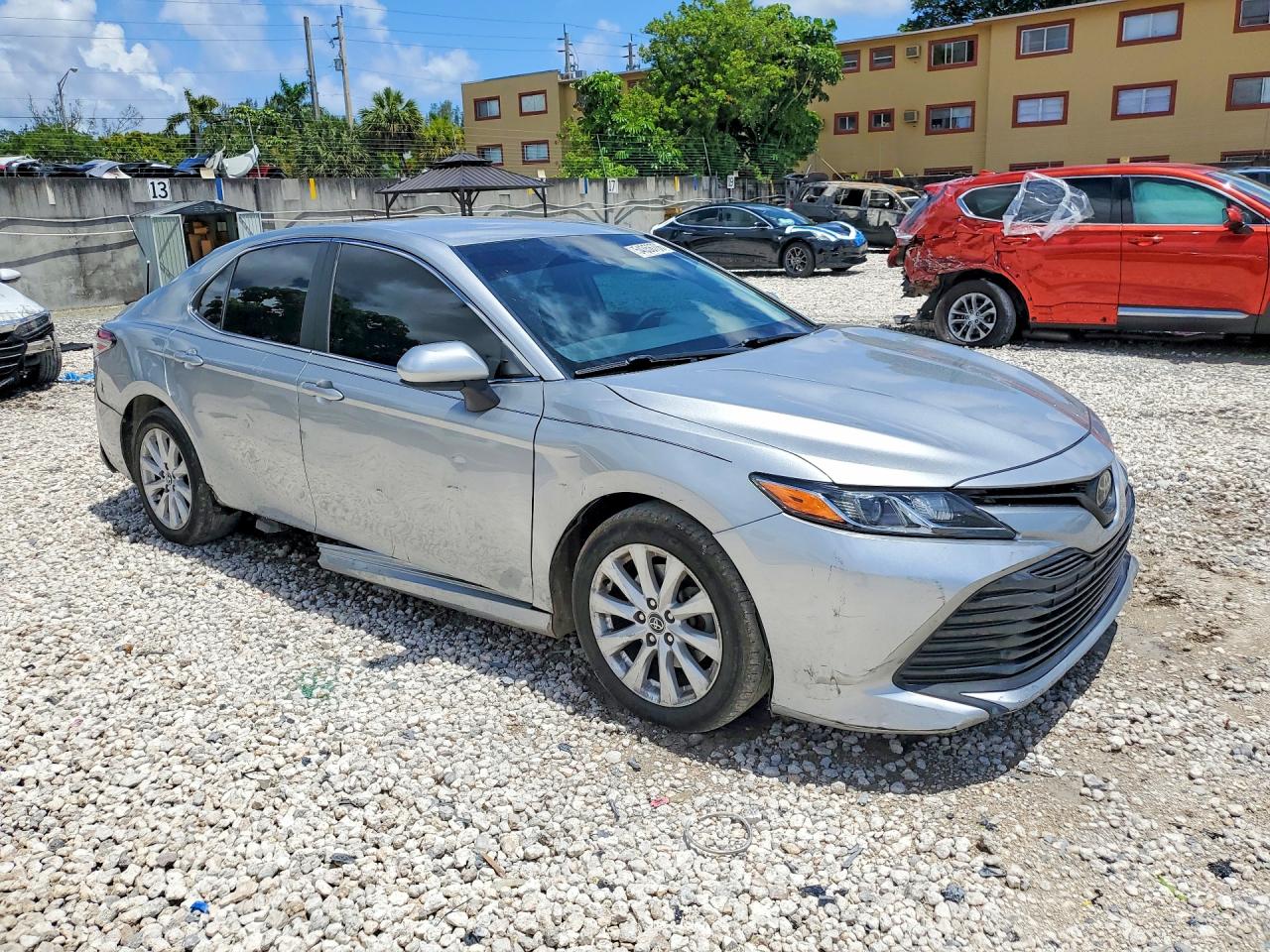2020 TOYOTA CAMRY
