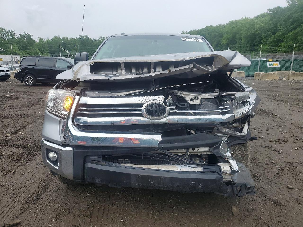 2016 TOYOTA TUNDRA