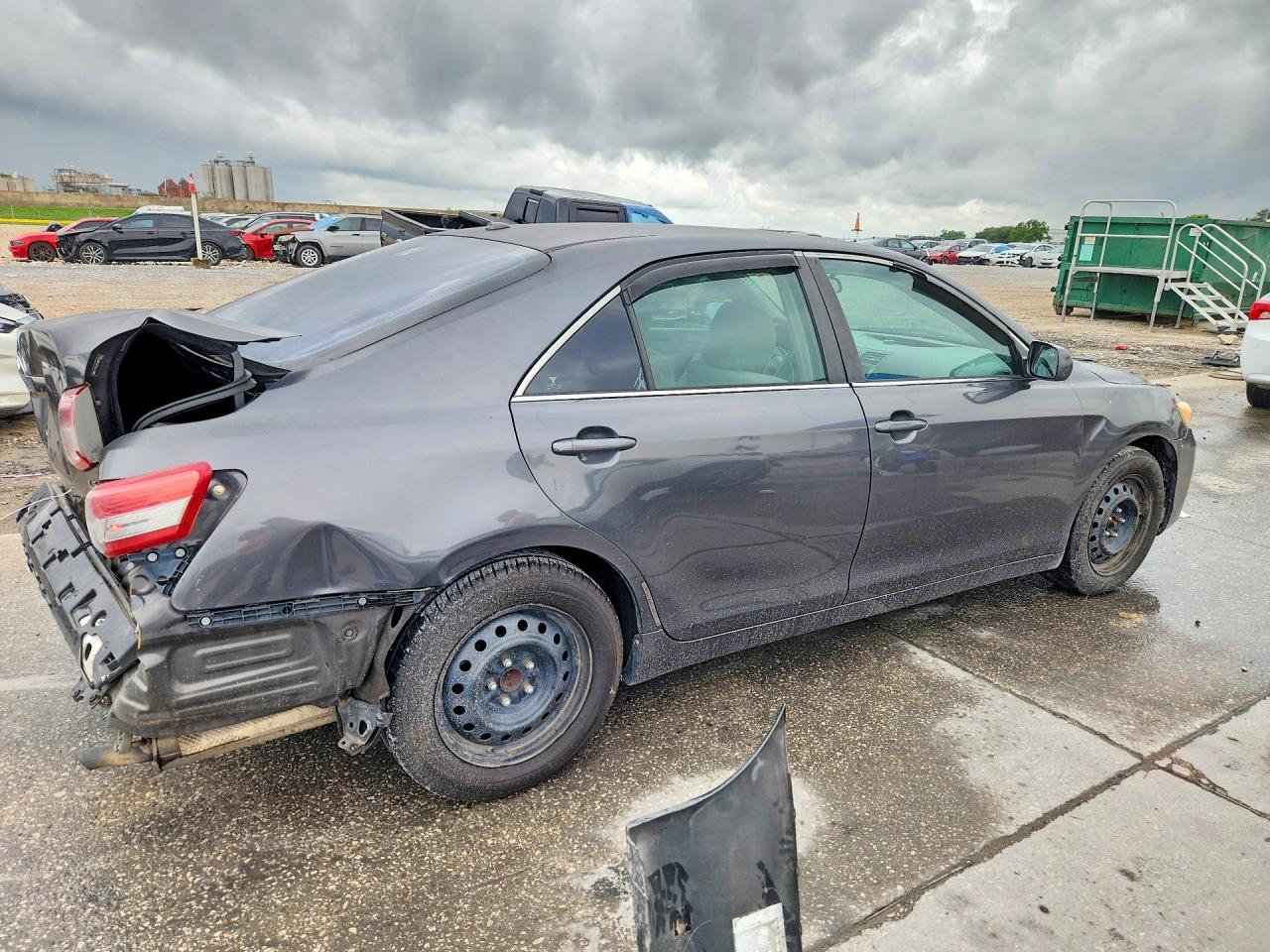 2010 TOYOTA CAMRY