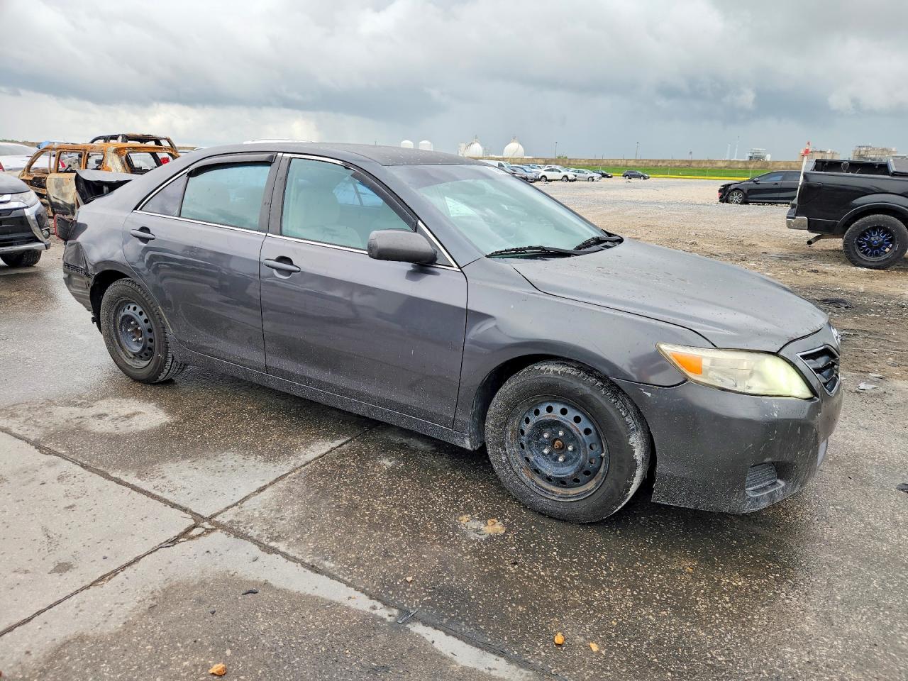 2010 TOYOTA CAMRY