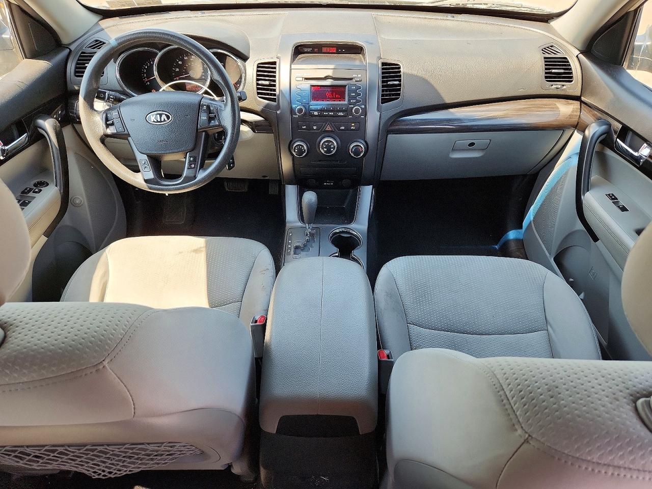 2013 KIA SORENTO