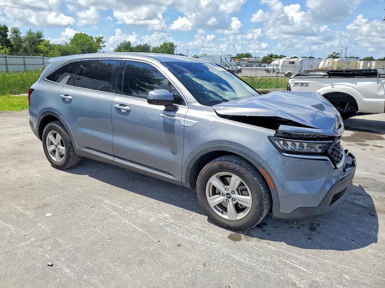 2023 KIA SORENTO
