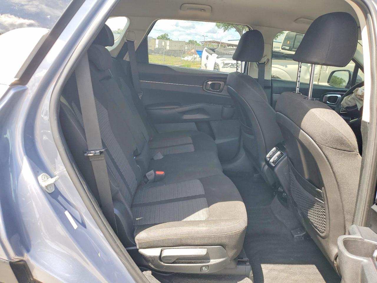 2023 KIA SORENTO
