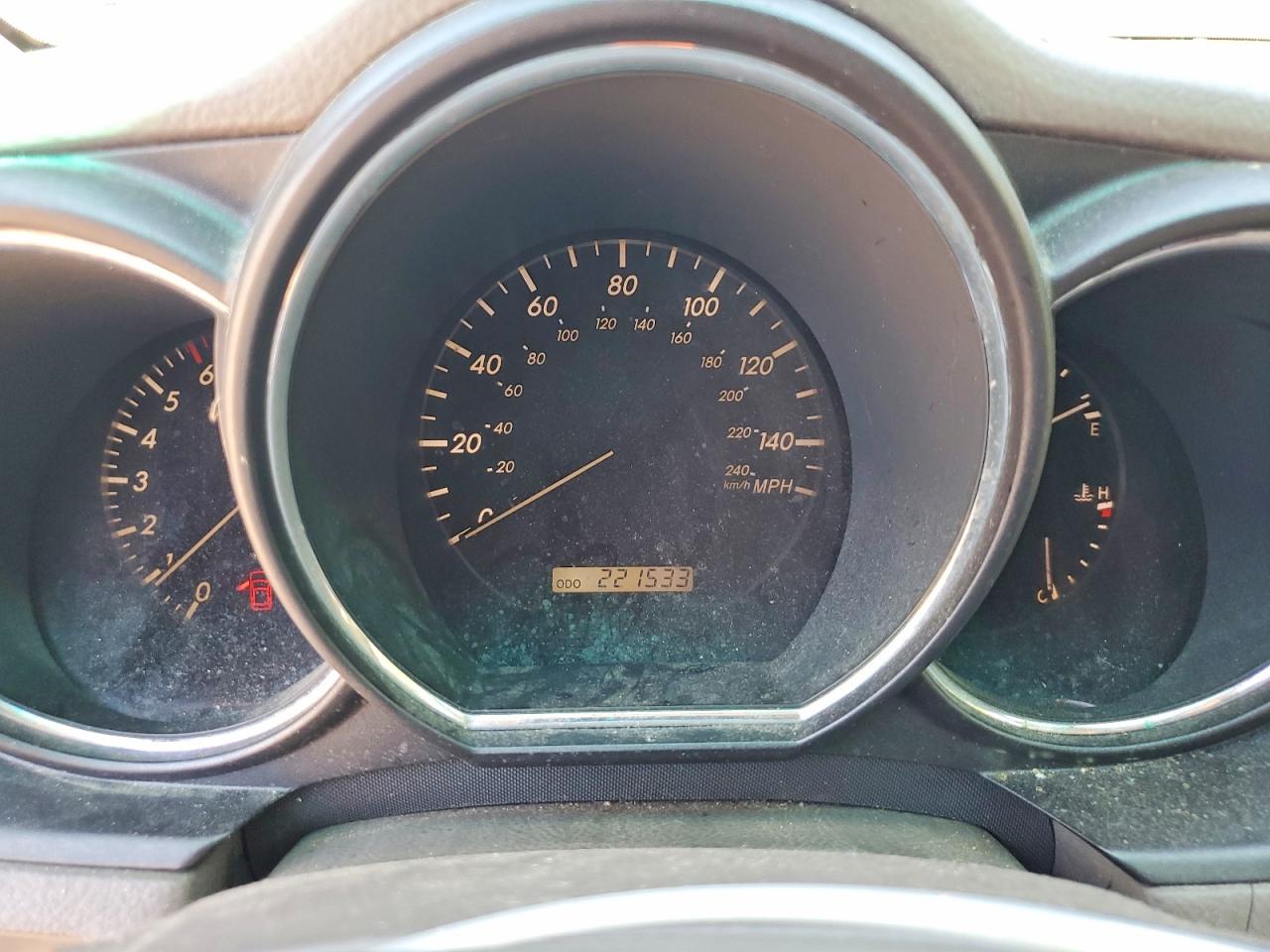 2004 LEXUS RX330