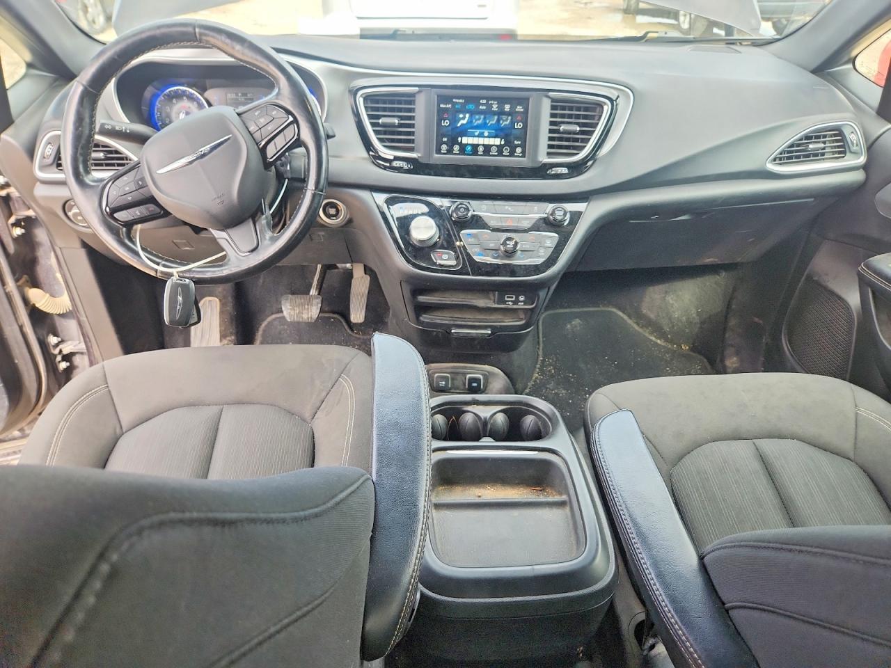 2019 CHRYSLER PACIFICA