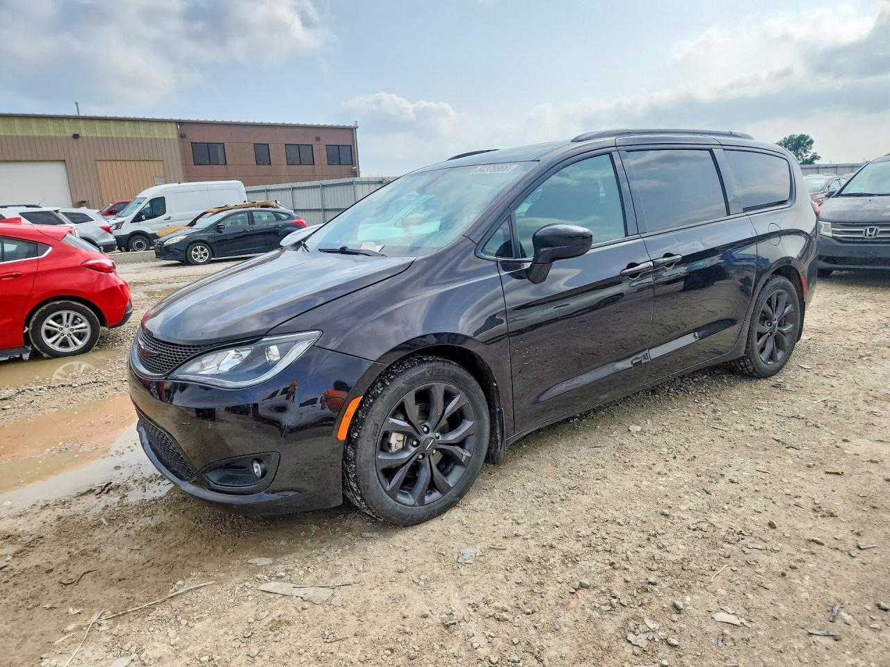 2019 CHRYSLER PACIFICA