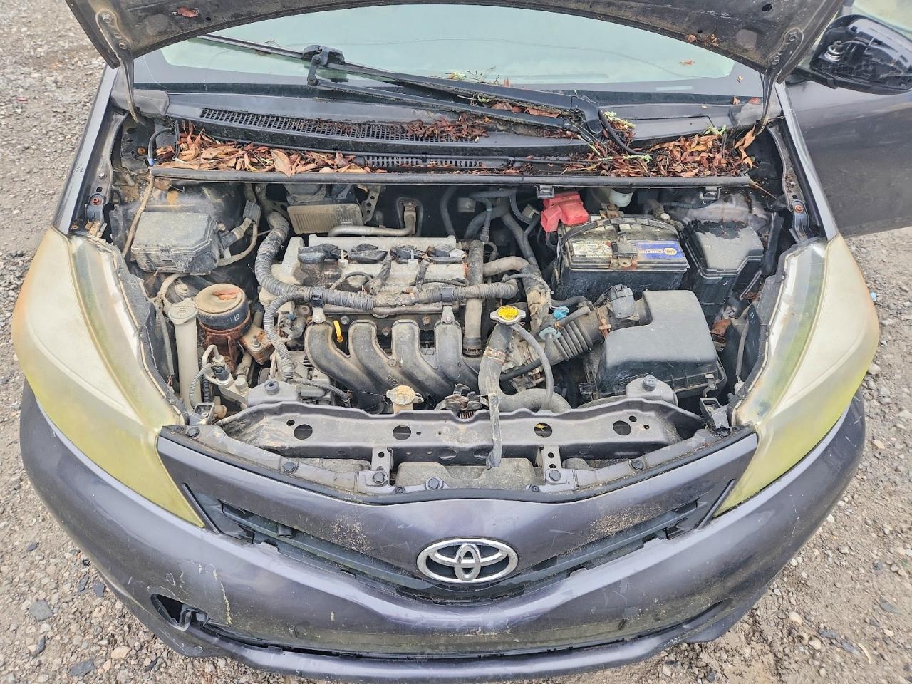 2013 TOYOTA YARIS 5-DO