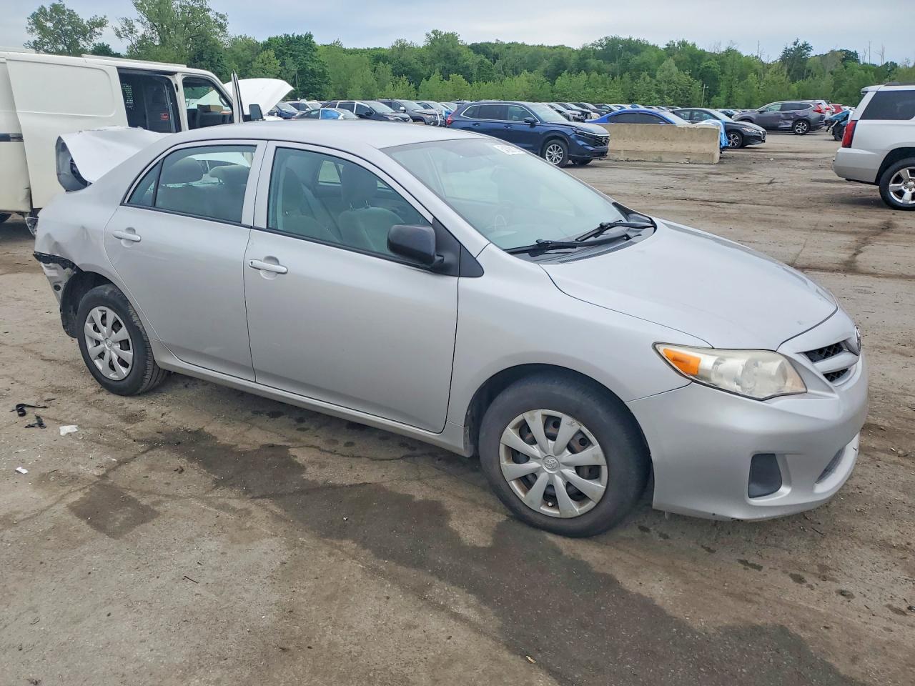 2011 TOYOTA COROLLA