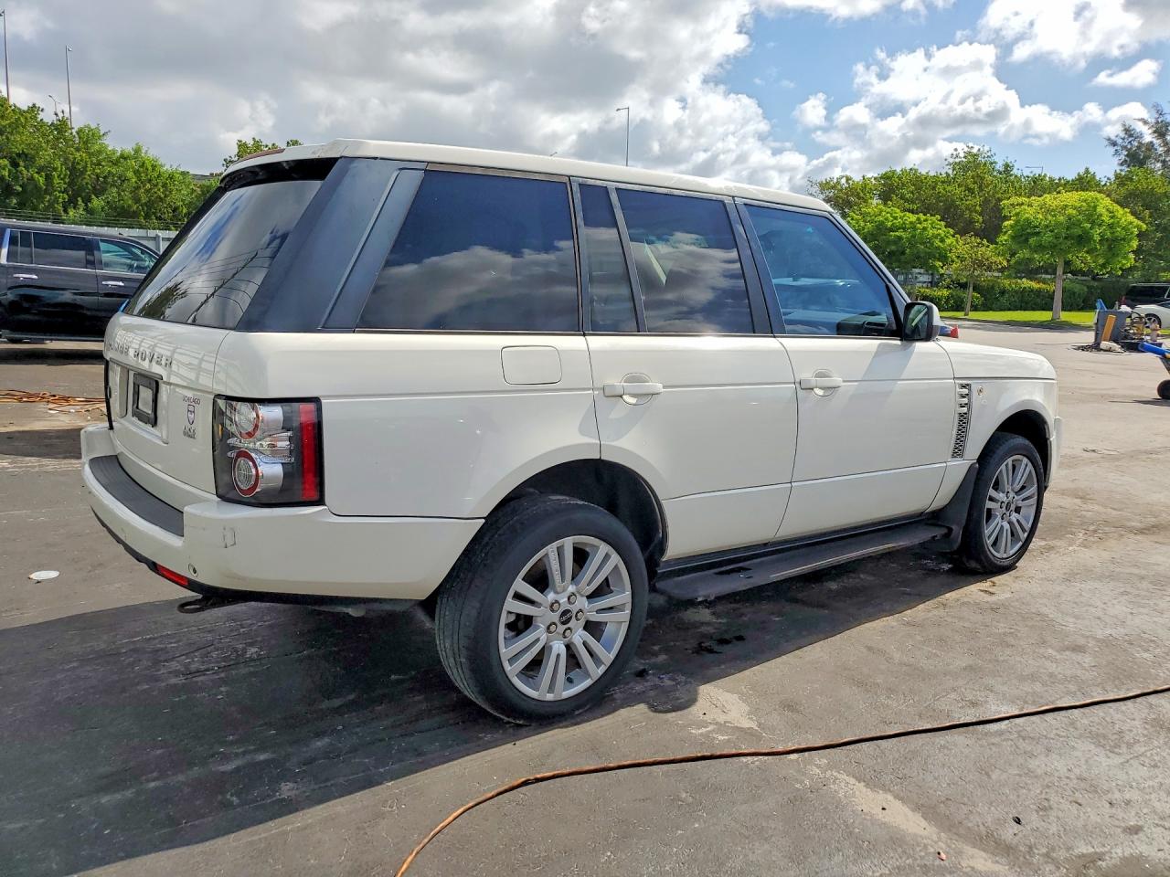 2010 LAND ROVER RANGEROVER