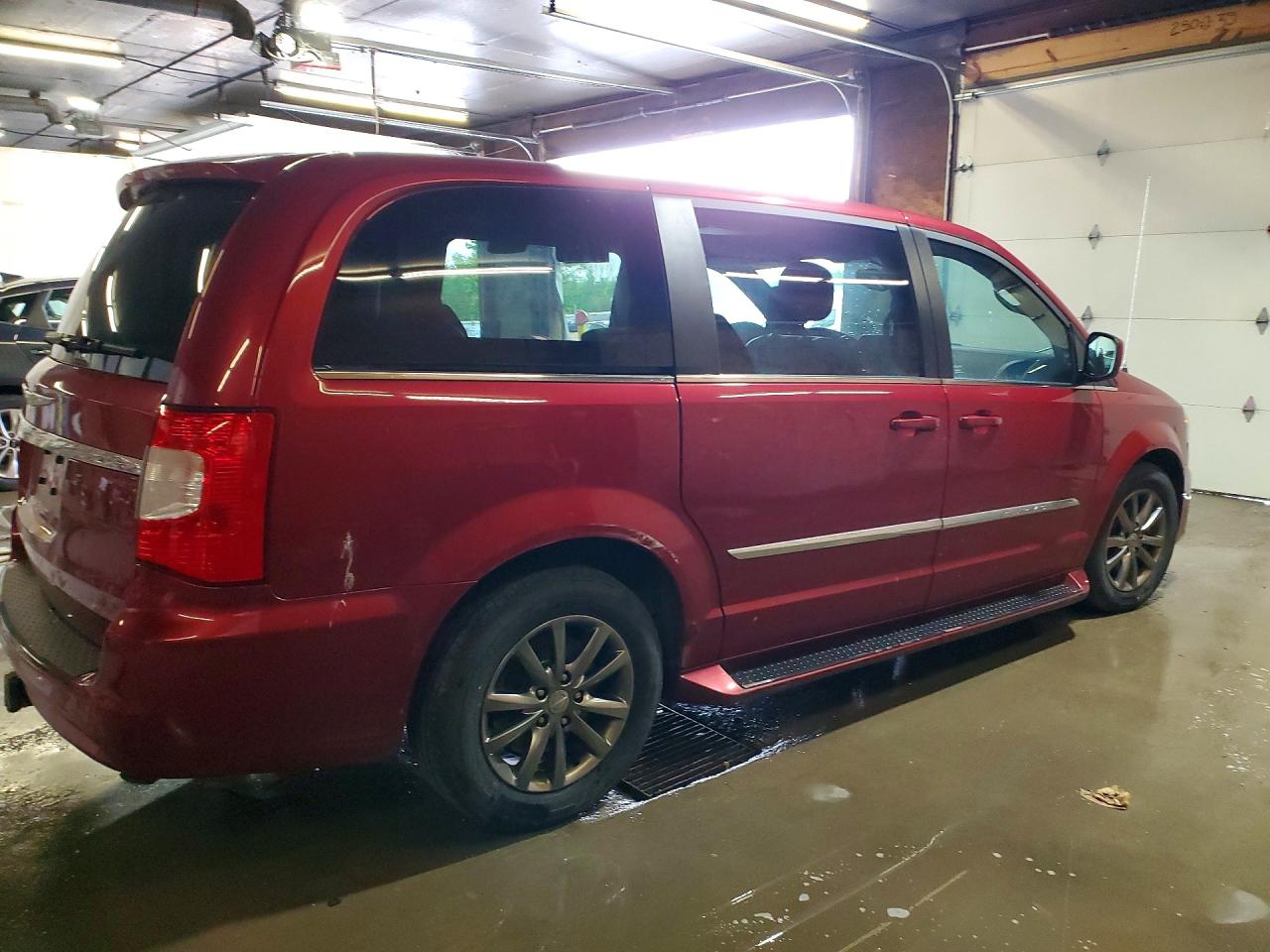 2014 CHRYSLER MINIVAN