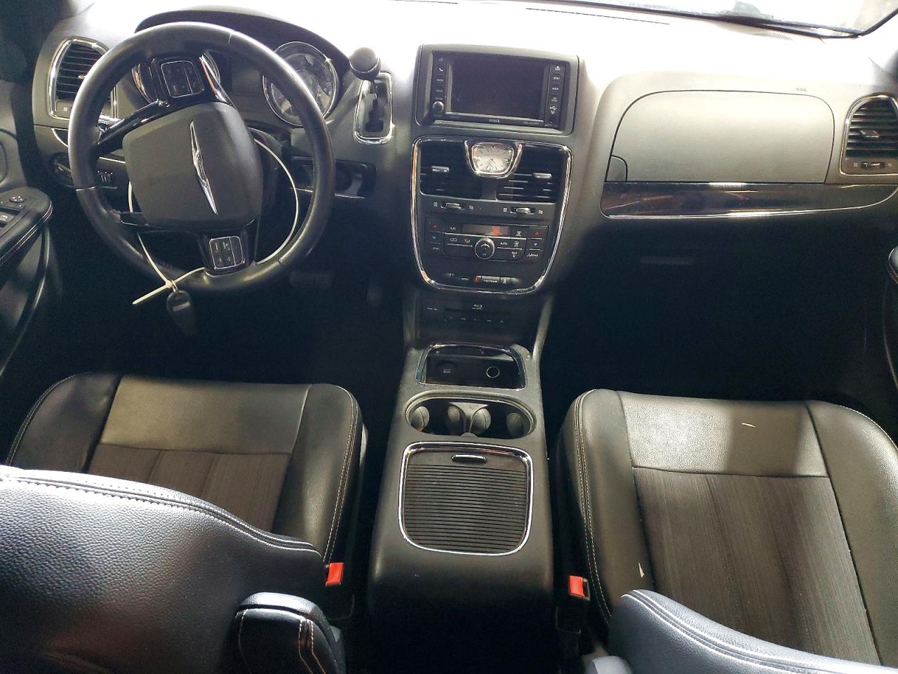 2014 CHRYSLER MINIVAN