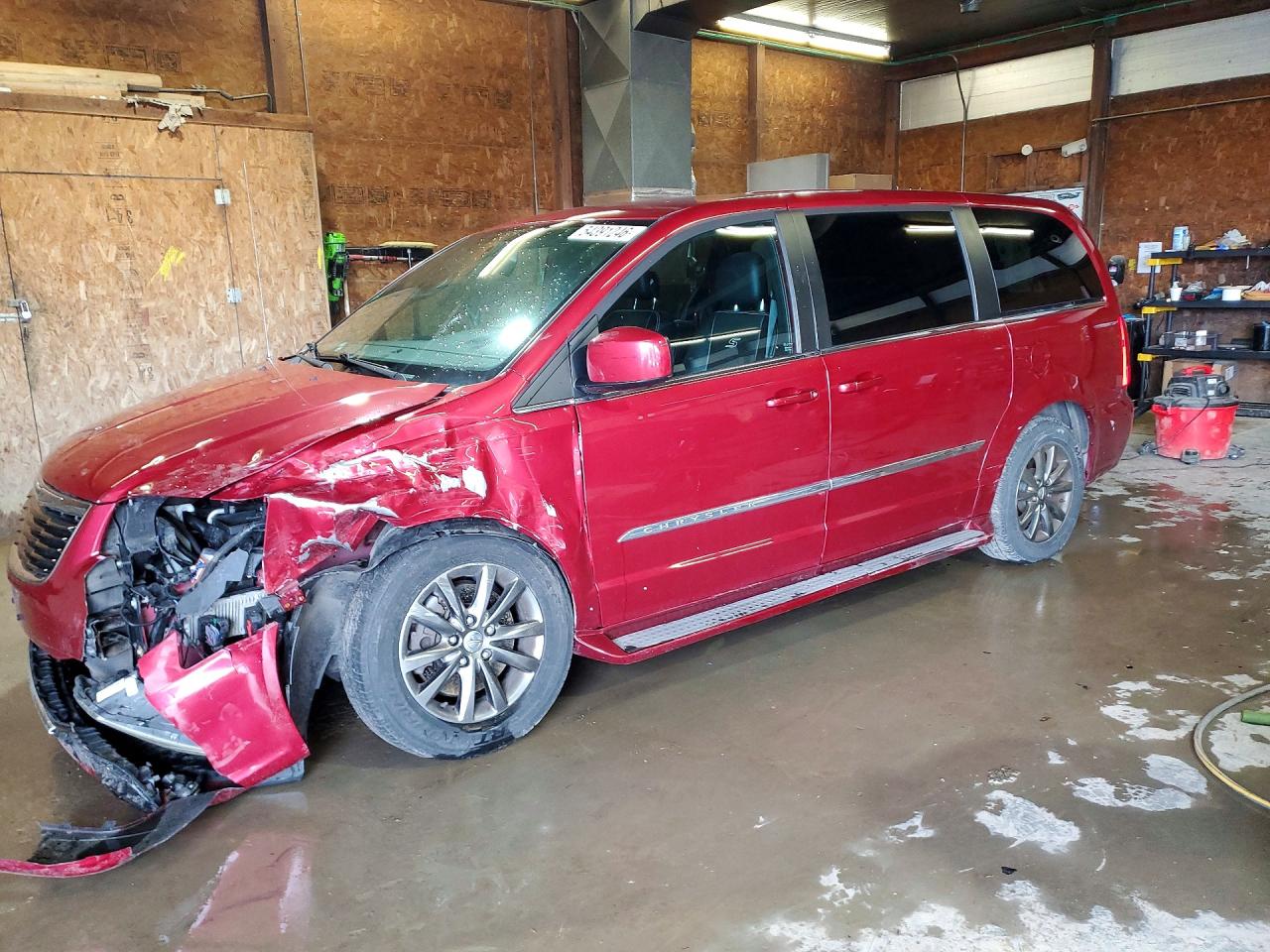 2014 CHRYSLER MINIVAN