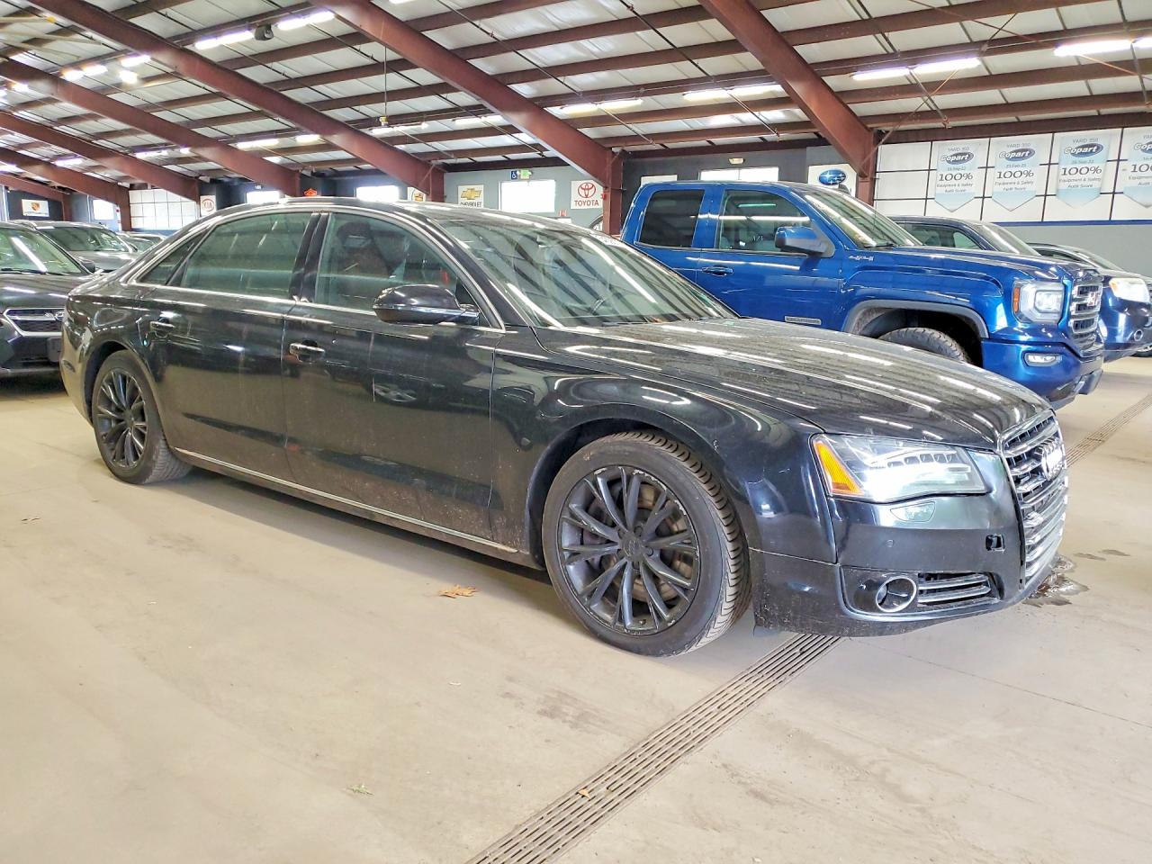 2011 AUDI A8