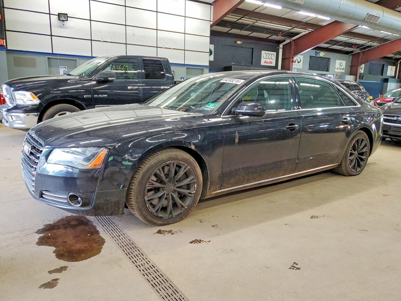 2011 AUDI A8