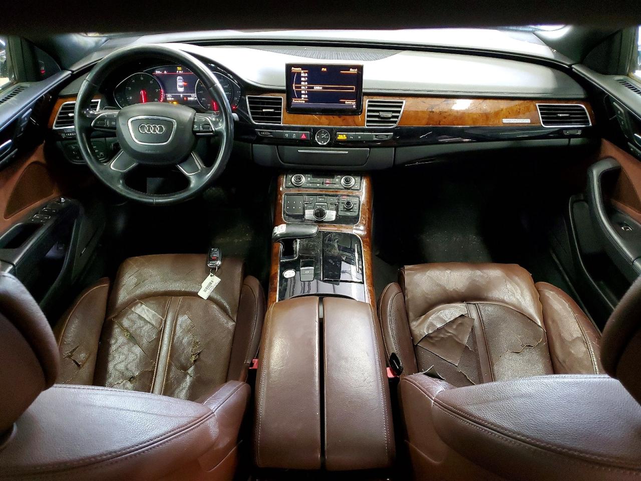 2011 AUDI A8